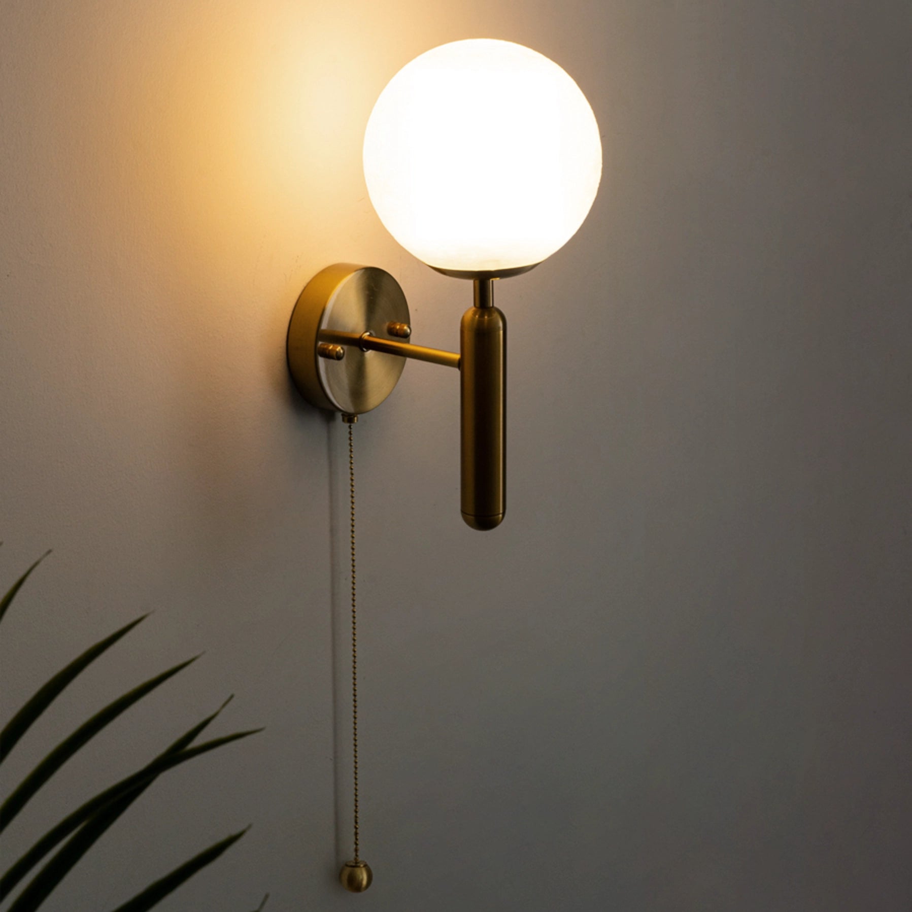 Modern Spherical Gold Wall Sconce with Pull Switch